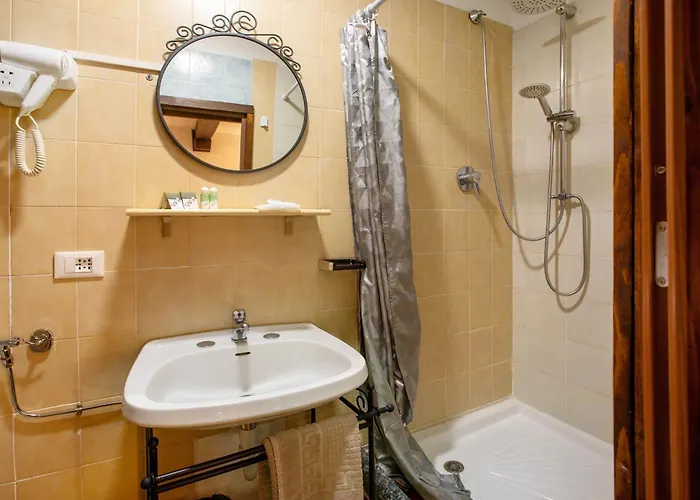 Les Ecureuils Farm stay *