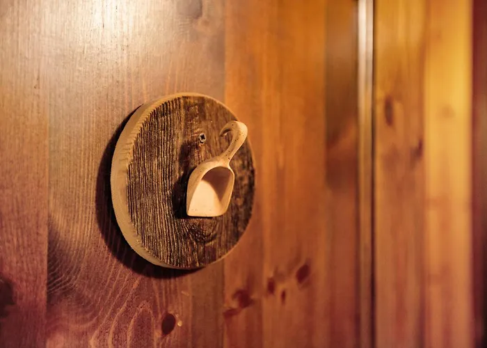 Les Ecureuils Farm stay *